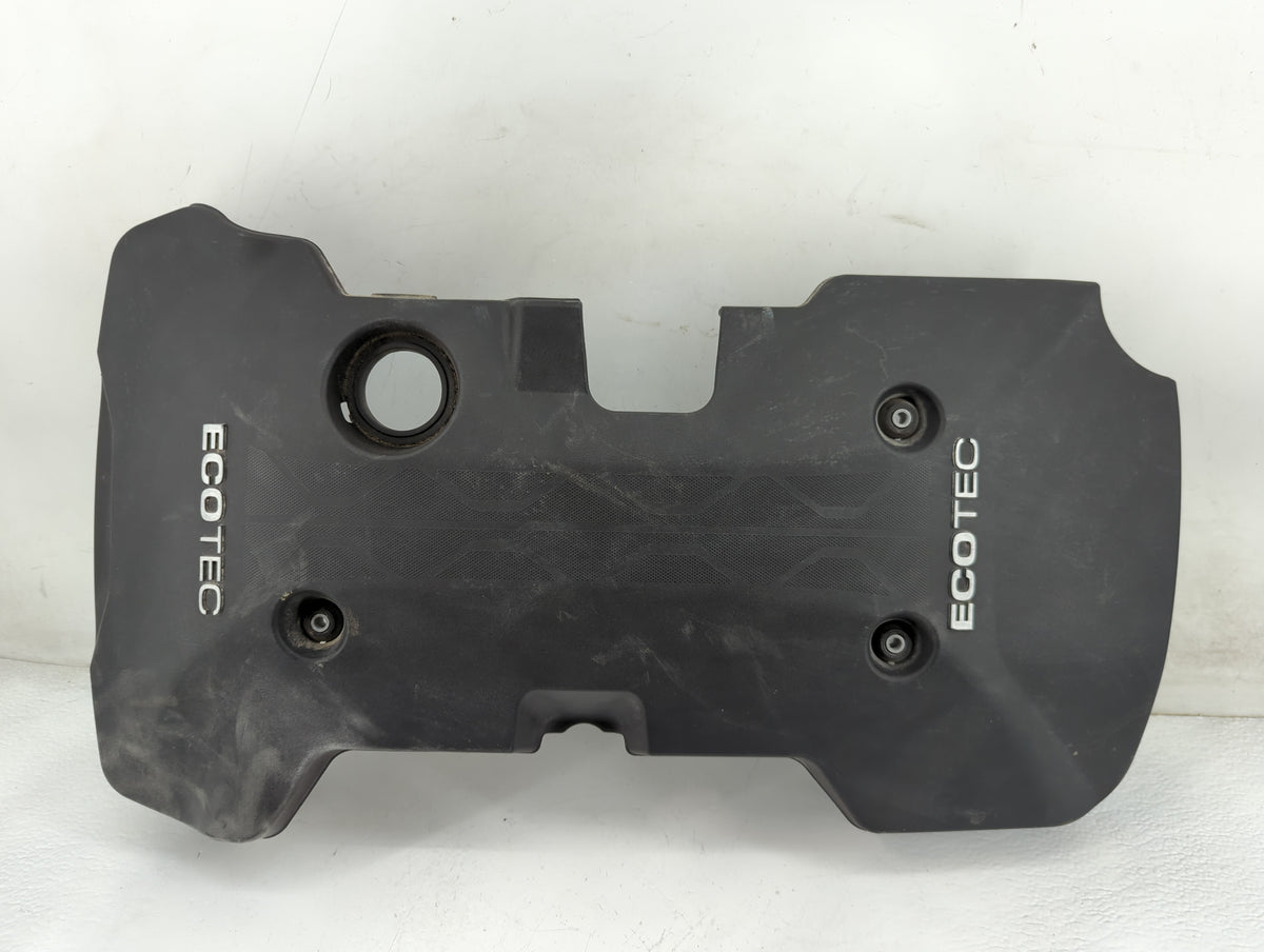 2015 Chevrolet Malibu Engine Cover 1457892 - Oemusedautoparts1.com
