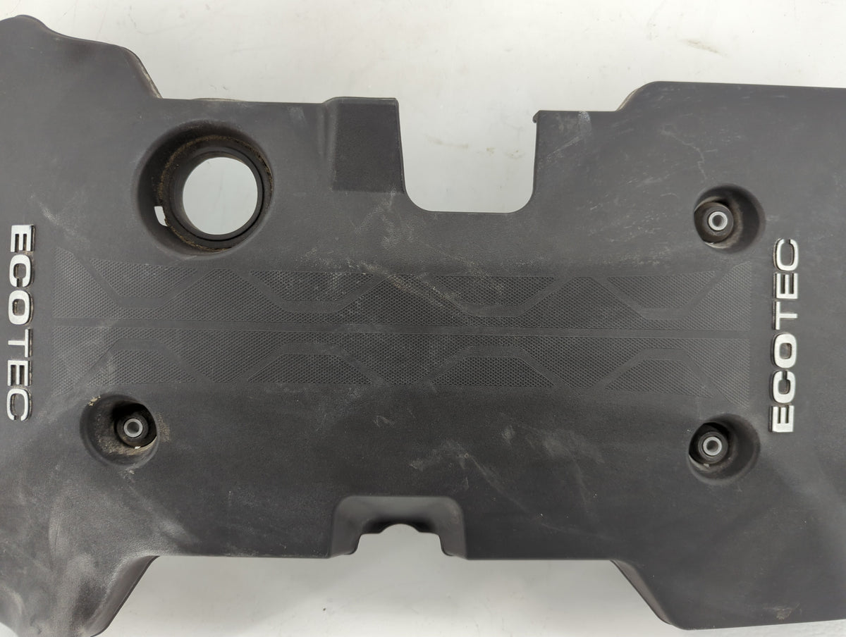 2015 Chevrolet Malibu Engine Cover 1457892 - Oemusedautoparts1.com