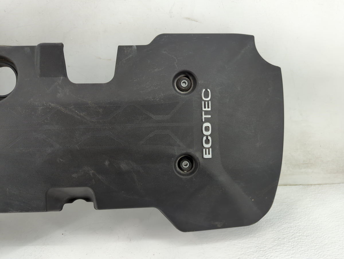 2015 Chevrolet Malibu Engine Cover 1457892 - Oemusedautoparts1.com