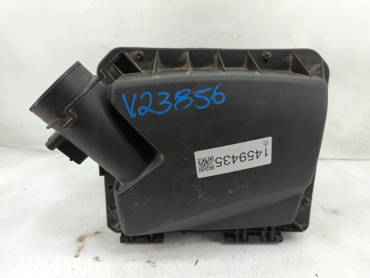 2014-2015 Chevrolet Malibu Air Cleaner Intake-duct Hose Tube 1459435 - Oemusedautoparts1.com
