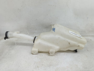 2013-2016 Chevrolet Malibu Windshield Washer Fluid Reservoir Bottle Oem 1459607 - Oemusedautoparts1.com