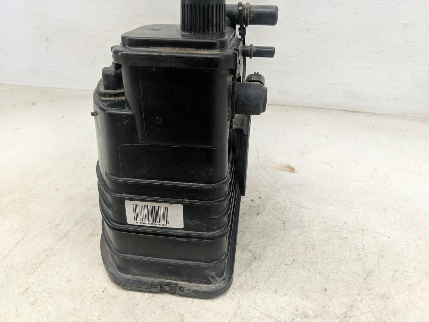 2015 Chevrolet Malibu Fuel Vapor Charcoal Canister 1461938 - Oemusedautoparts1.com