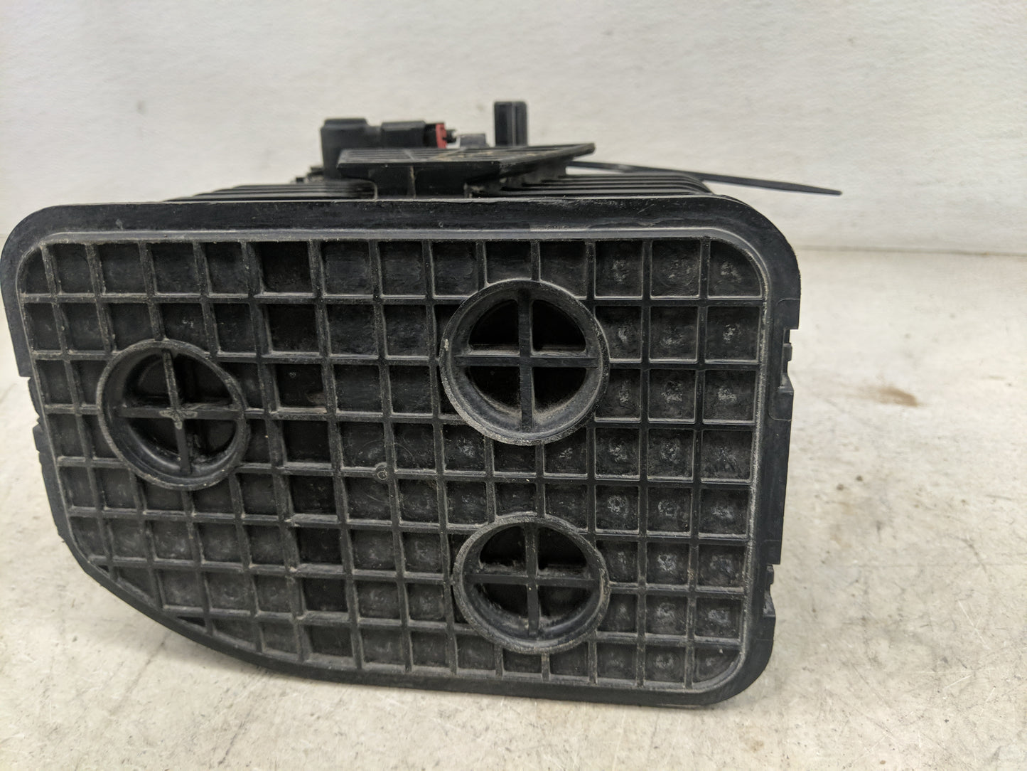 2015 Chevrolet Malibu Fuel Vapor Charcoal Canister 1461938 - Oemusedautoparts1.com