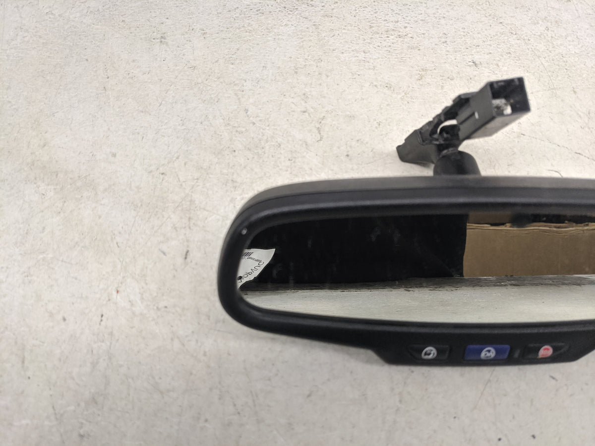 2013-2016 Chevrolet Malibu Interior Rear View Mirror Replacement OEM P/N:13584891 Fits OEM Used Auto Parts - Oemusedautopart