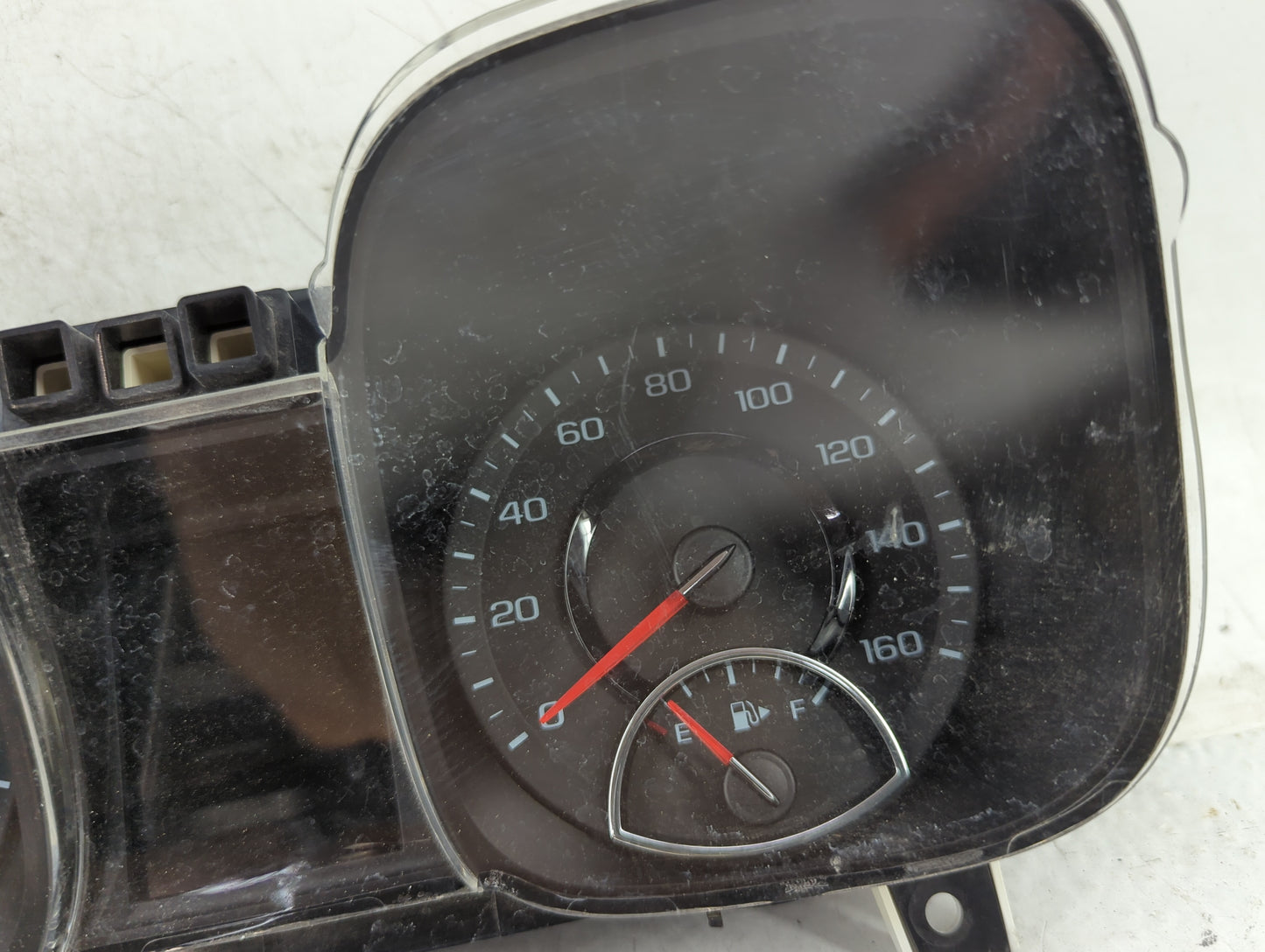 2014-2016 Chevrolet Malibu Instrument Cluster Speedometer Gauges P/N:23263745 71105000000X Miles: Fits Fits 2014 2015 2016 O