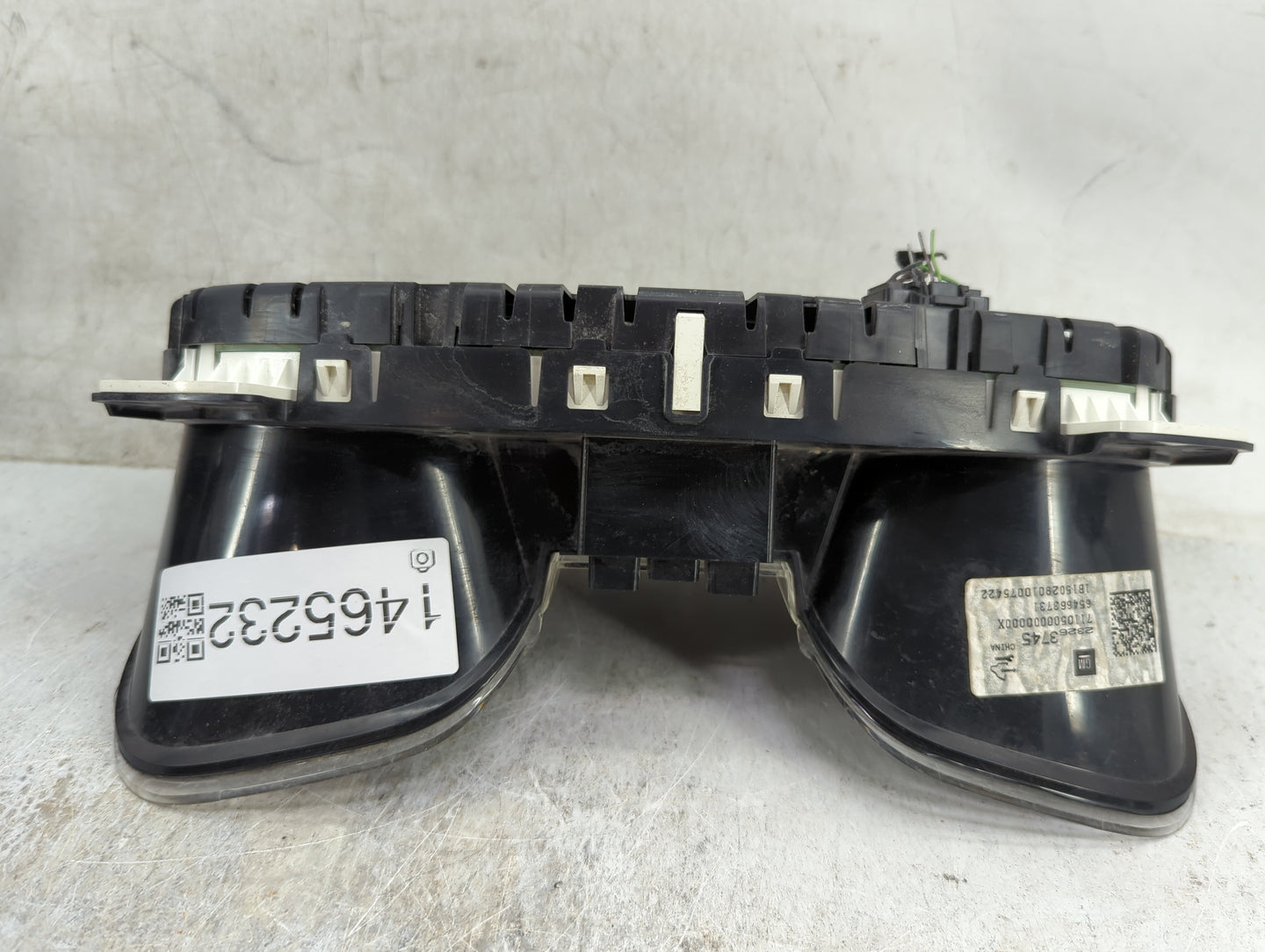 2014-2016 Chevrolet Malibu Instrument Cluster Speedometer Gauges P/N:23263745 71105000000X Miles: Fits Fits 2014 2015 2016 O
