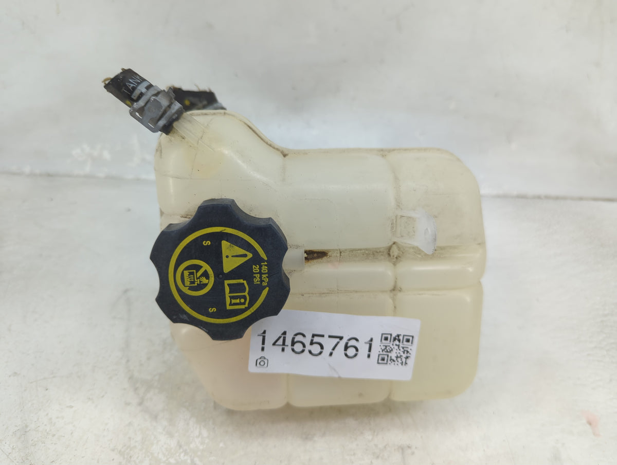 2013 Chevrolet Malibu Radiator Coolant Overflow Expansion Tank Bottle 1465761 - Oemusedautoparts1.com