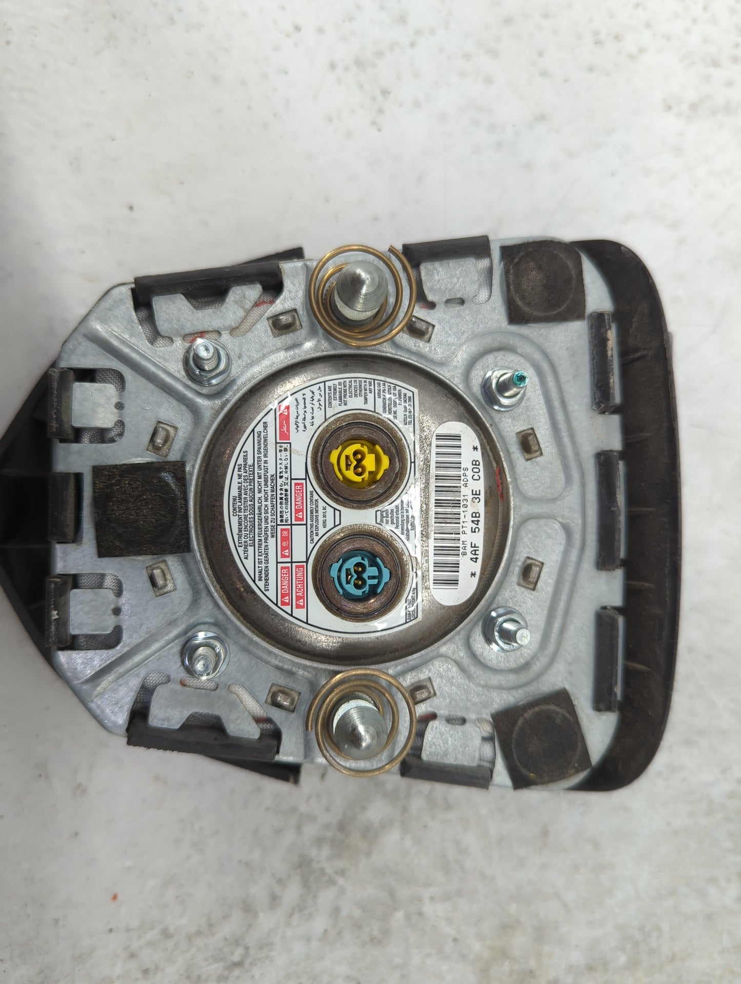 2013-2016 Chevrolet Malibu Air Bag Driver Left Steering Wheel Mounted 1465942 - Oemusedautoparts1.com