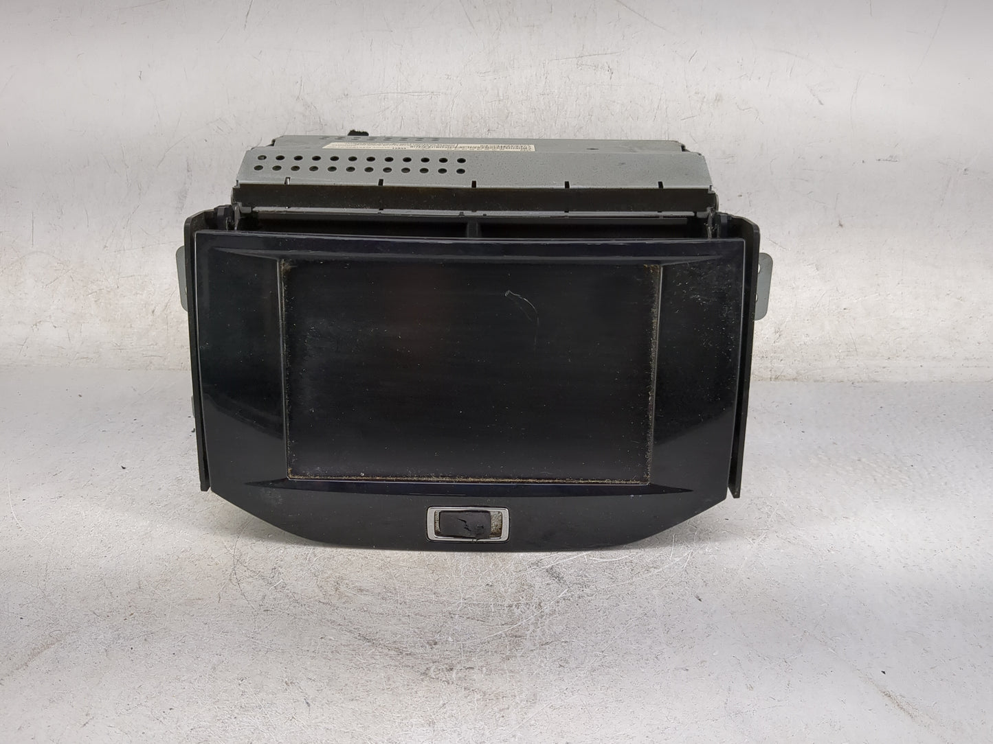 2013-2016 Chevrolet Malibu Information Display Screen 1468309 - Oemusedautoparts1.com