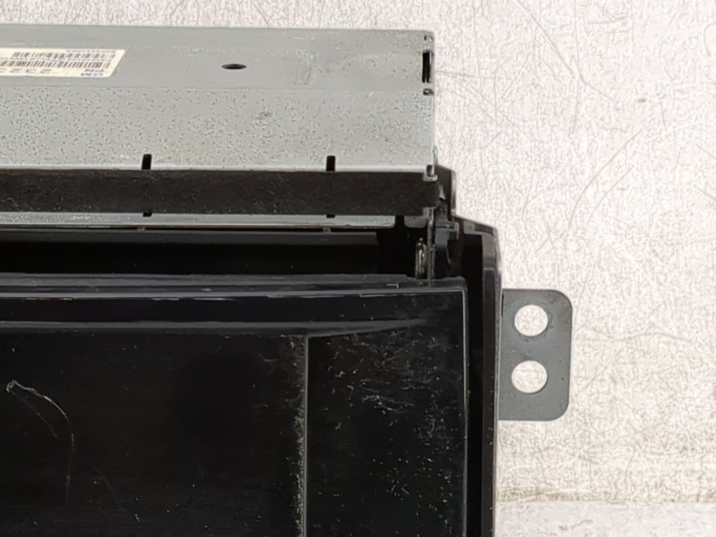 2013-2016 Chevrolet Malibu Information Display Screen 1468309 - Oemusedautoparts1.com