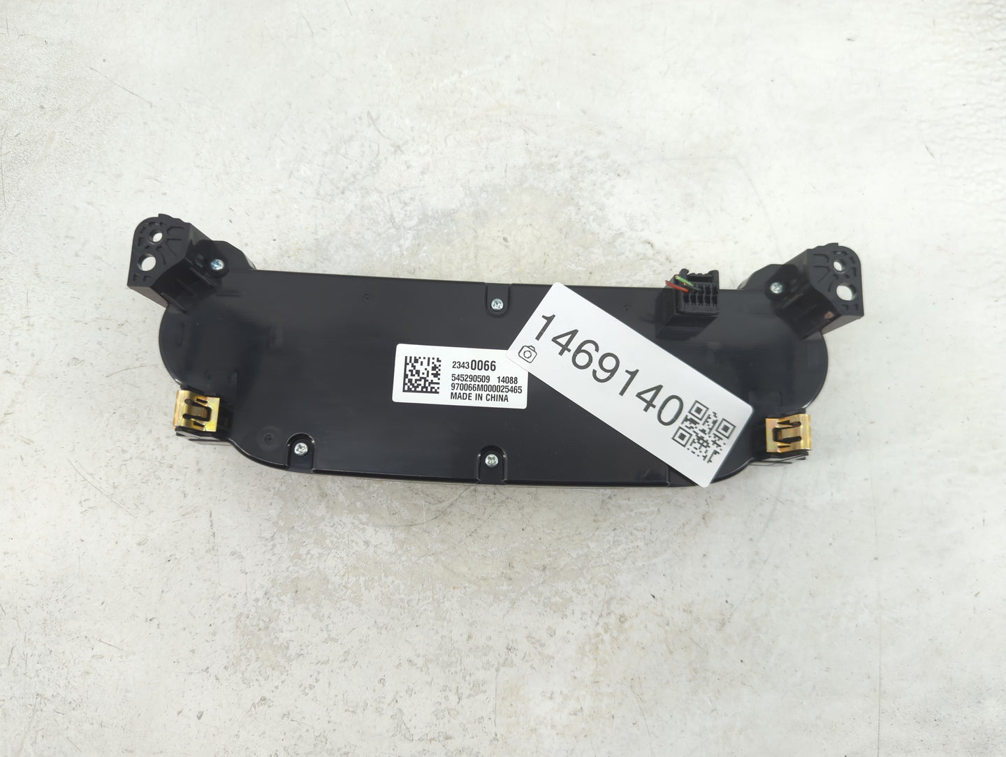 2014-2016 Chevrolet Malibu Radio Control Panel 1469140 - Oemusedautoparts1.com