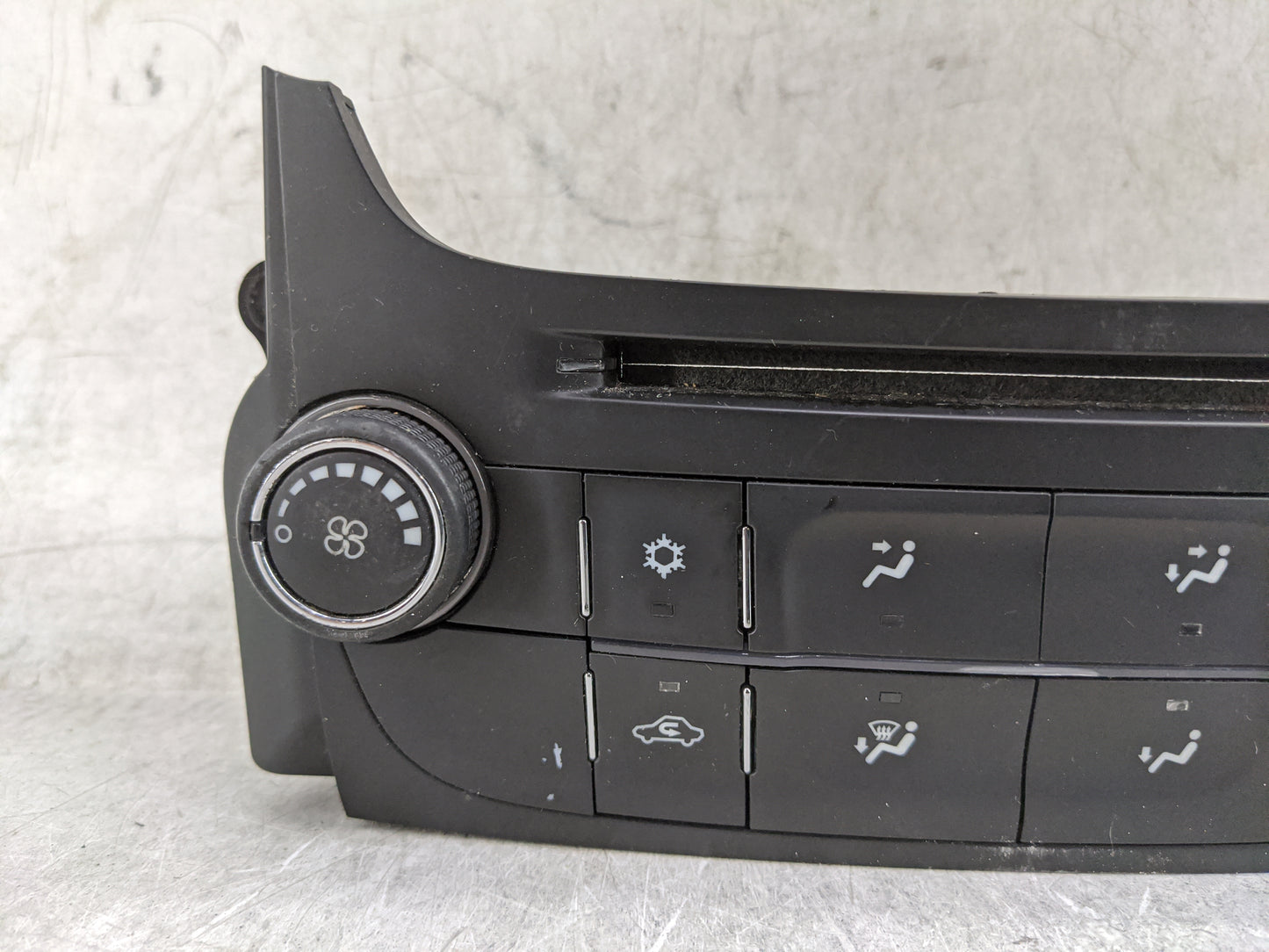 2014-2016 Chevrolet Malibu Climate Control Module Temperature AC/Heater Replacement P/N:23465797 545290509 Fits OEM Used Aut