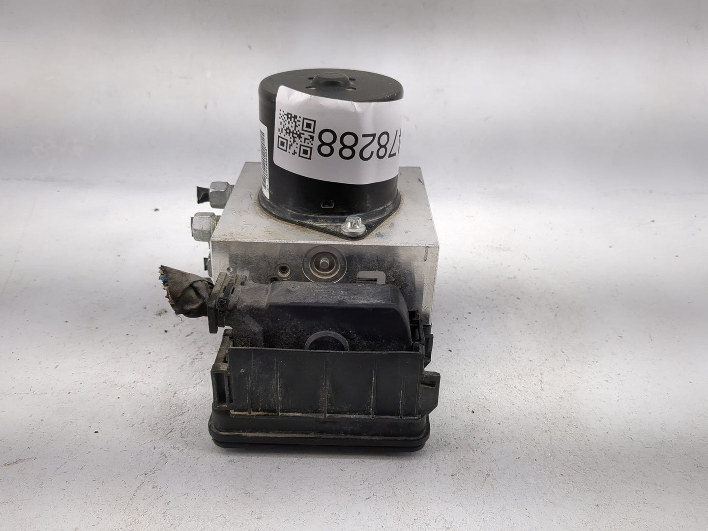 2013-2016 Chevrolet Malibu ABS Pump Control Module Replacement P/N:22863598 16817037 Fits Fits 2012 2013 2014 2015 2016 OEM 