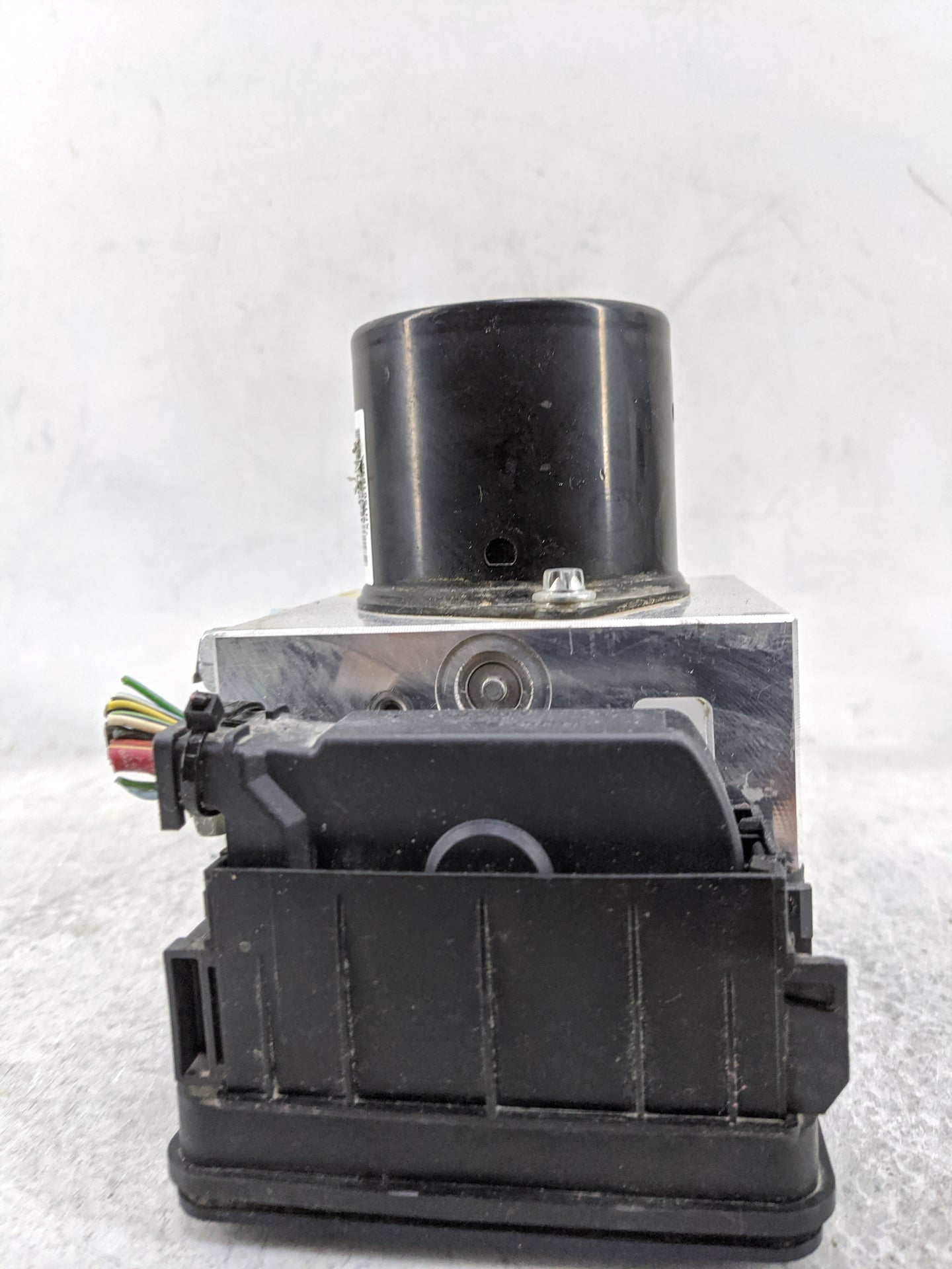 2013-2016 Chevrolet Malibu ABS Pump Control Module Replacement P/N:22863598 16817037 Fits Fits 2012 2013 2014 2015 2016 OEM 
