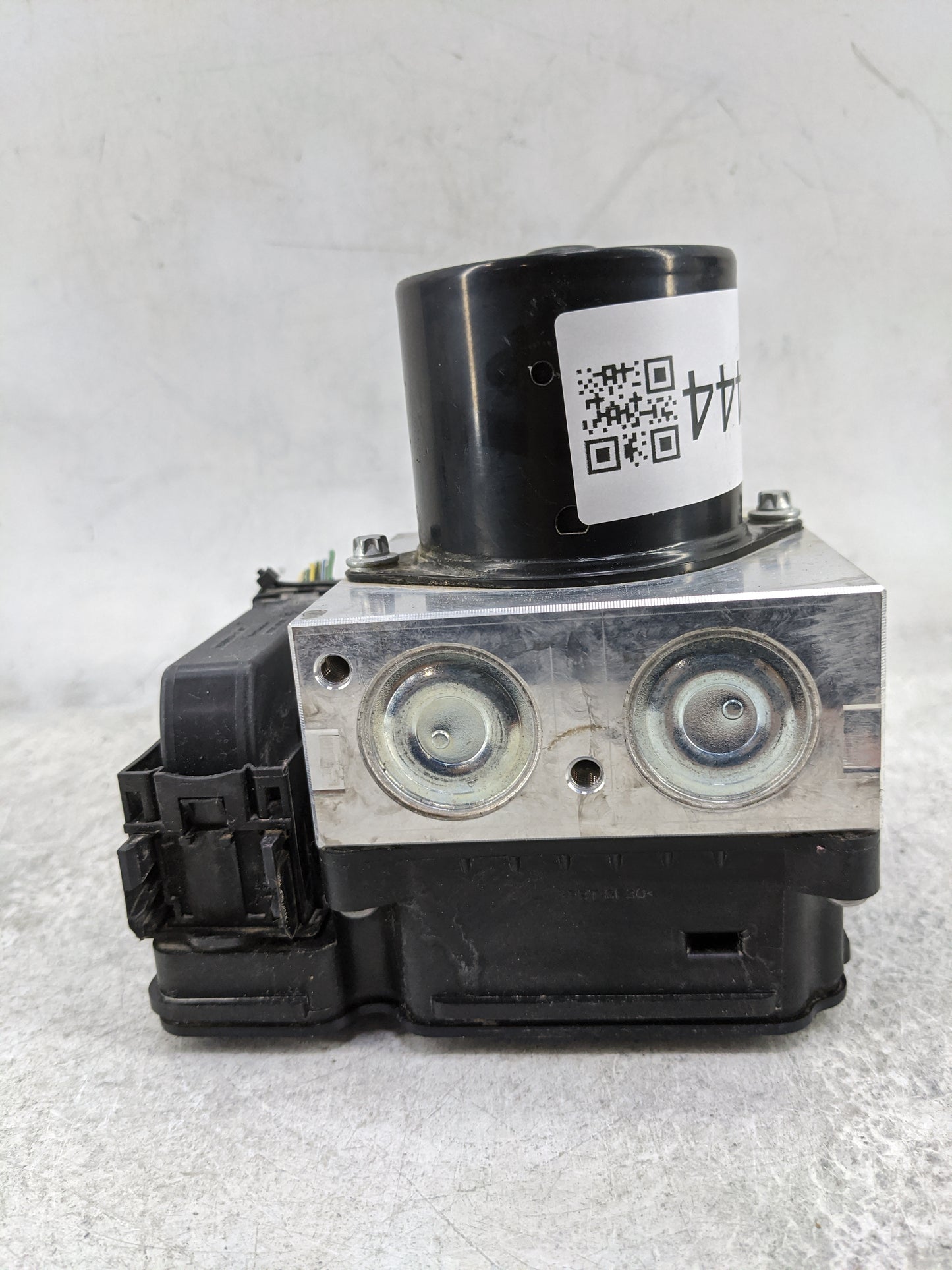 2013-2016 Chevrolet Malibu ABS Pump Control Module Replacement P/N:22863598 16817037 Fits Fits 2012 2013 2014 2015 2016 OEM 