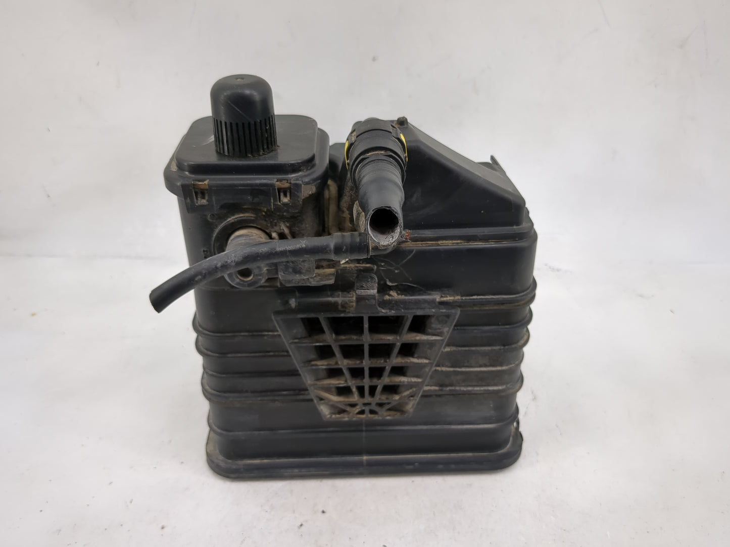 2015 Chevrolet Malibu Fuel Vapor Charcoal Canister 1479244 - Oemusedautoparts1.com