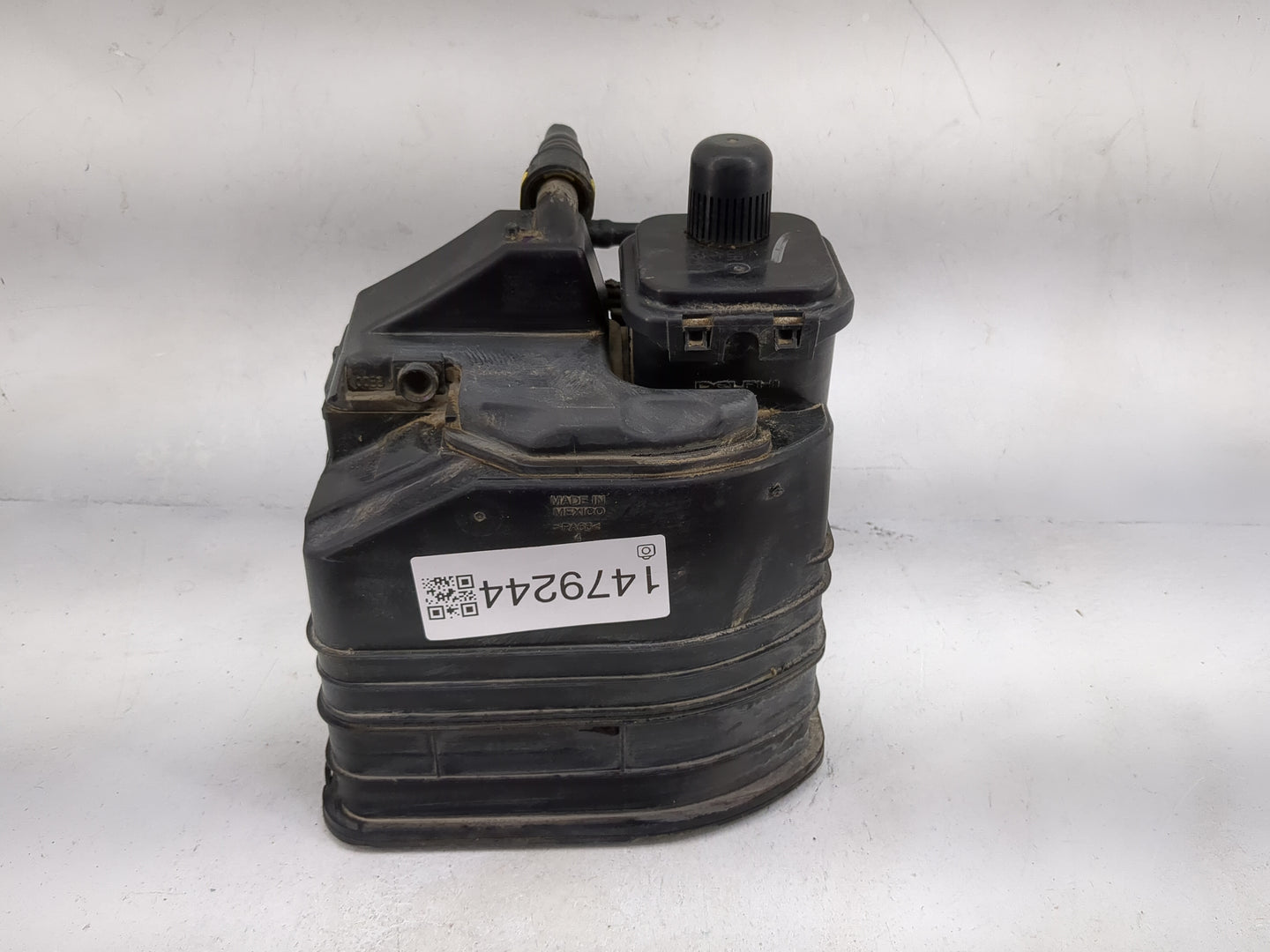 2015 Chevrolet Malibu Fuel Vapor Charcoal Canister 1479244 - Oemusedautoparts1.com