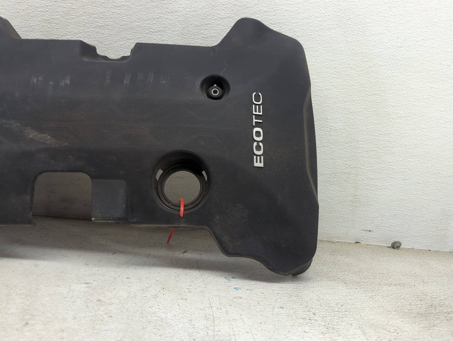 2015 Chevrolet Malibu Engine Cover Black - Oemusedautoparts1.com