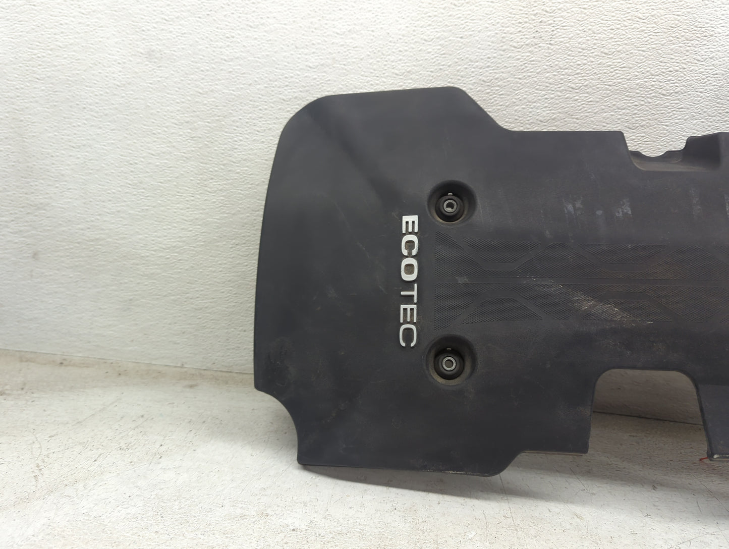 2015 Chevrolet Malibu Engine Cover Black - Oemusedautoparts1.com