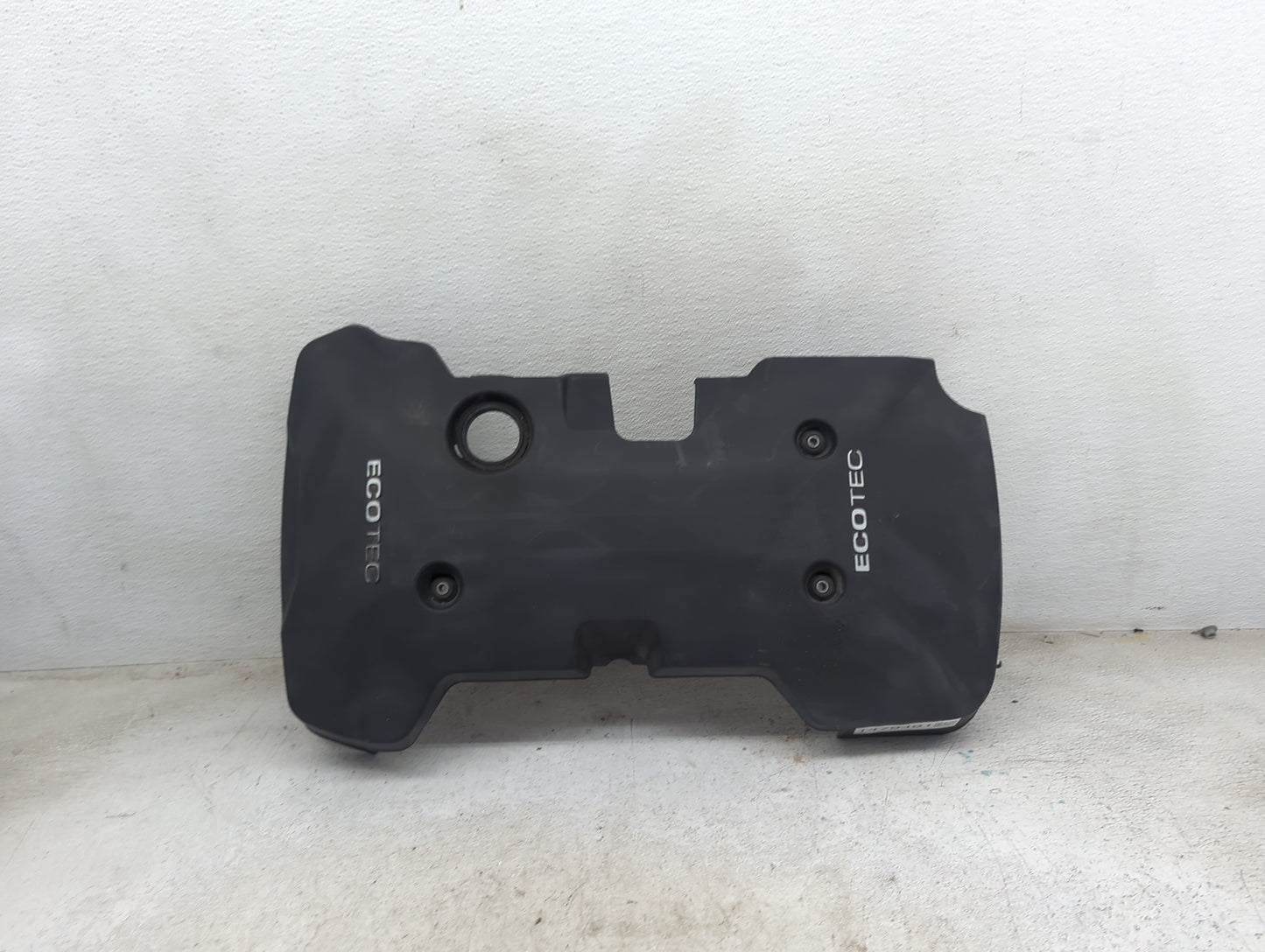 2015 Chevrolet Malibu Engine Cover 1479491 - Oemusedautoparts1.com
