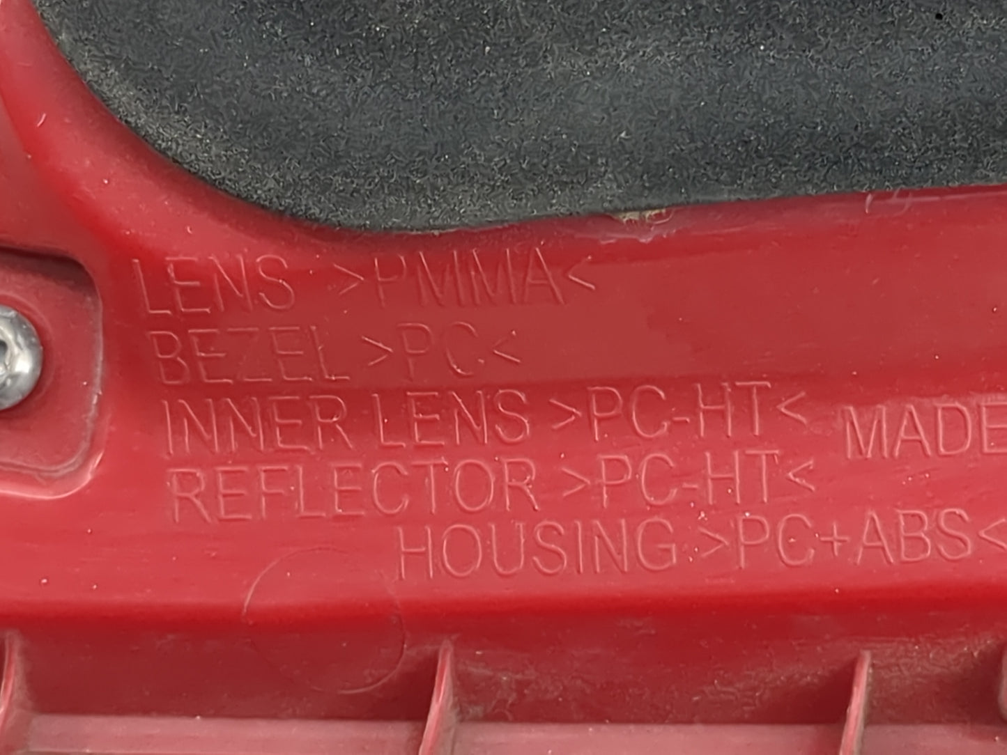 2013-2016 Chevrolet Malibu Tail Light Assembly Passenger Right OEM Fits Fits 2013 2014 2015 2016 OEM Used Auto Parts - Oemus