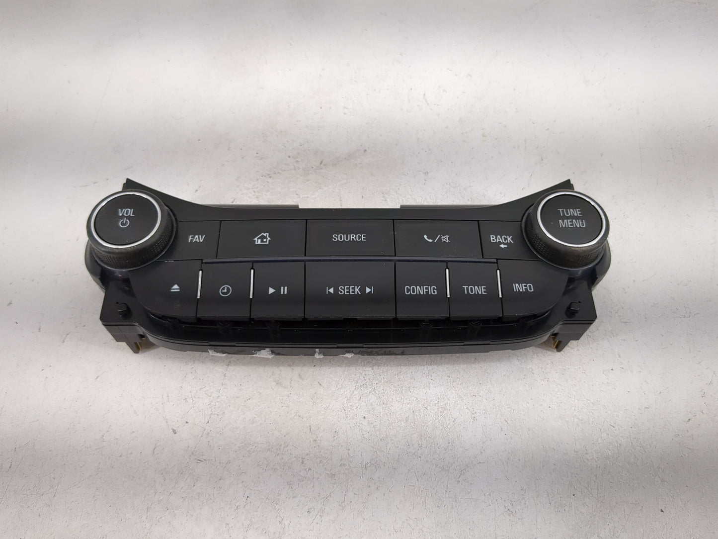 2014-2016 Chevrolet Malibu Radio Control Panel 1480509 - Oemusedautoparts1.com