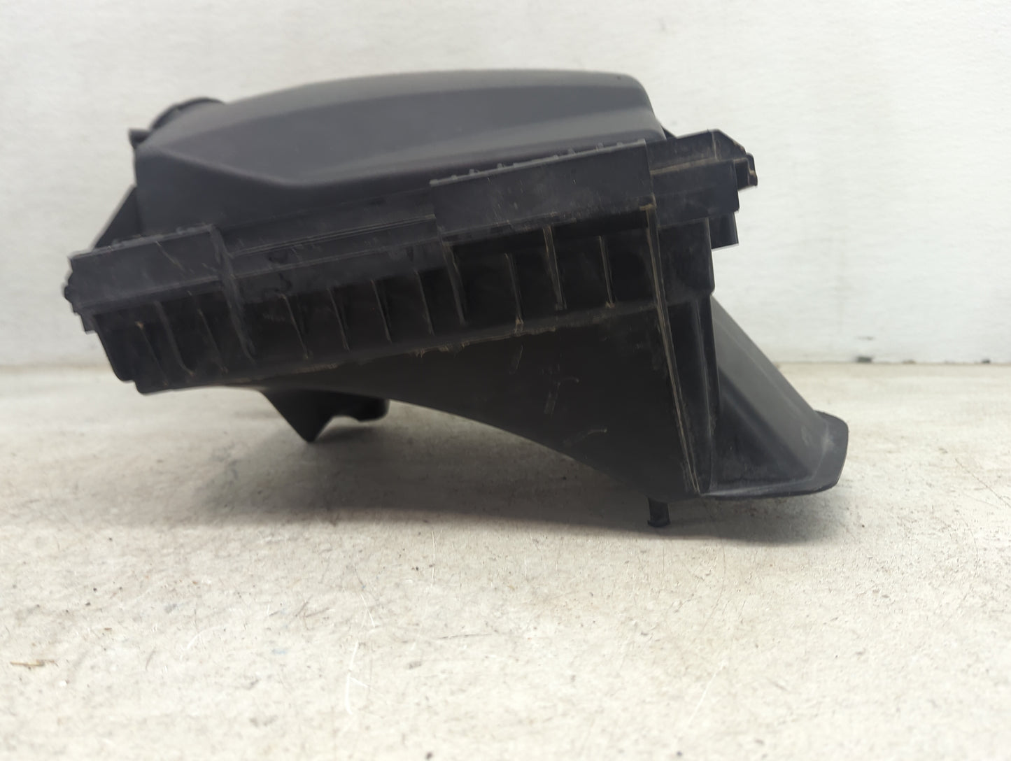2014-2015 Chevrolet Malibu Air Cleaner Intake-duct Hose Tube 1481296 - Oemusedautoparts1.com