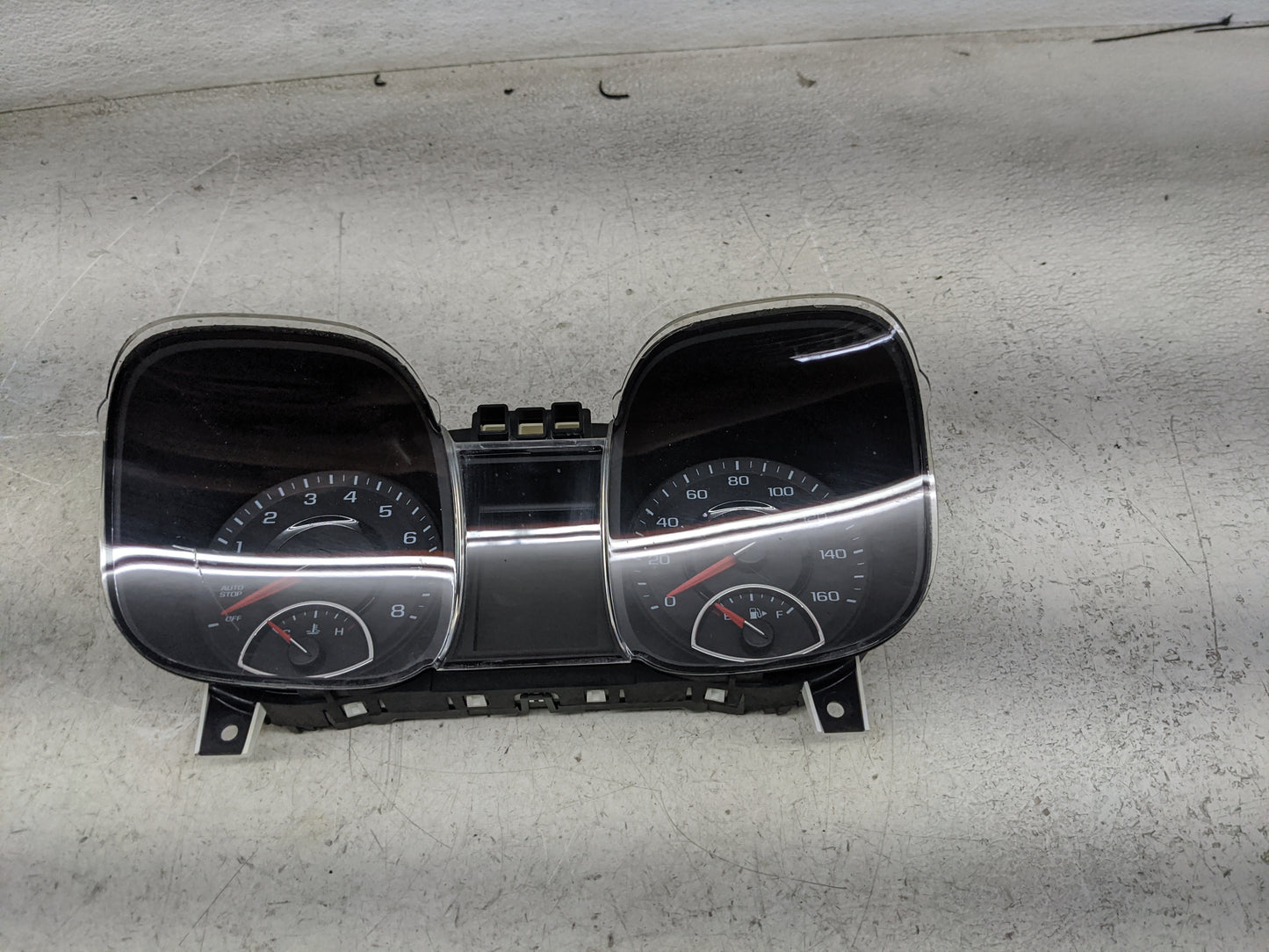 2014-2016 Chevrolet Malibu Instrument Cluster Speedometer Gauges P/N:23489226 71105000000X Miles: Fits Fits 2014 2015 2016 O