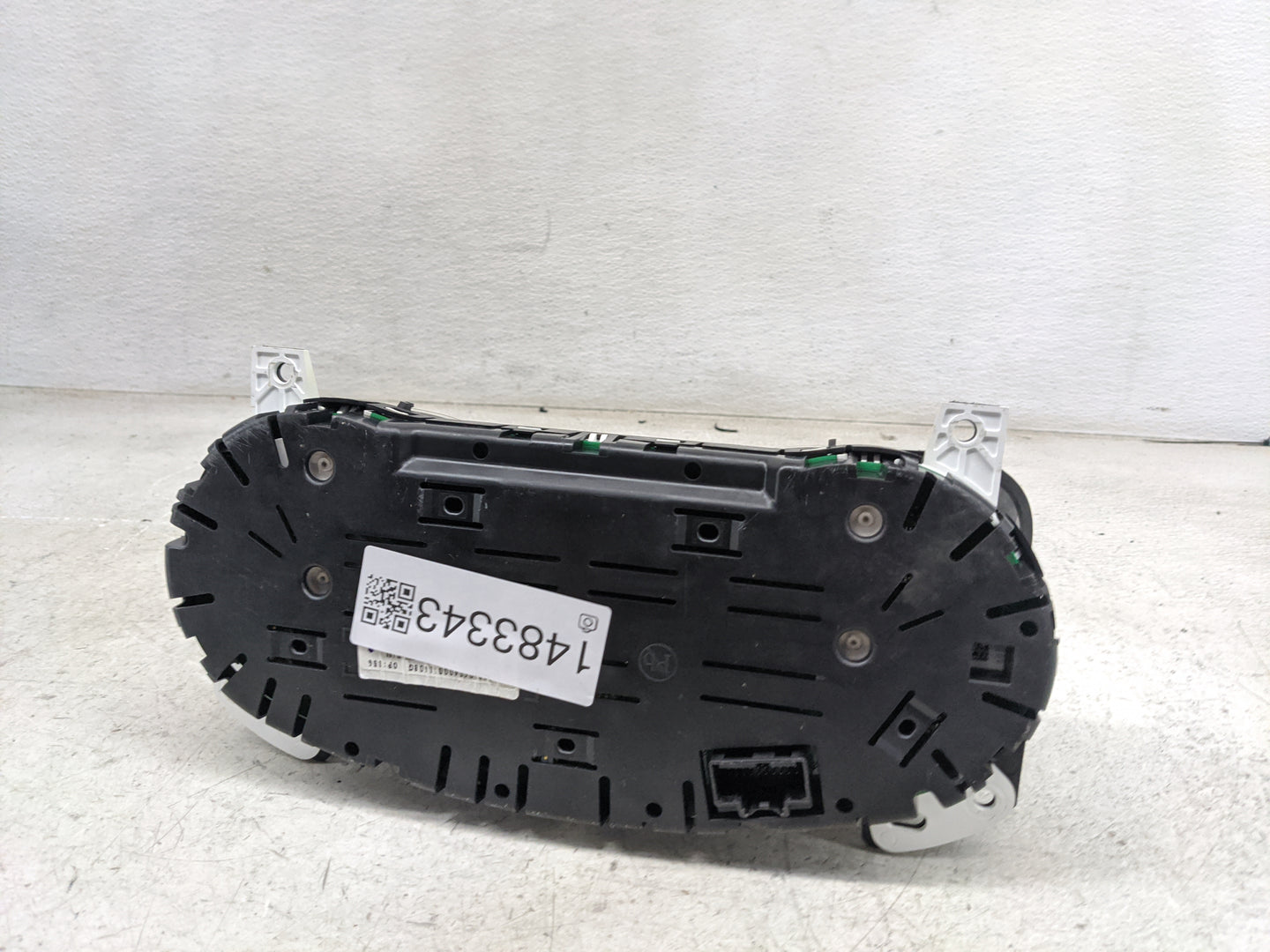 2014-2016 Chevrolet Malibu Instrument Cluster Speedometer Gauges P/N:23489226 71105000000X Miles: Fits Fits 2014 2015 2016 O