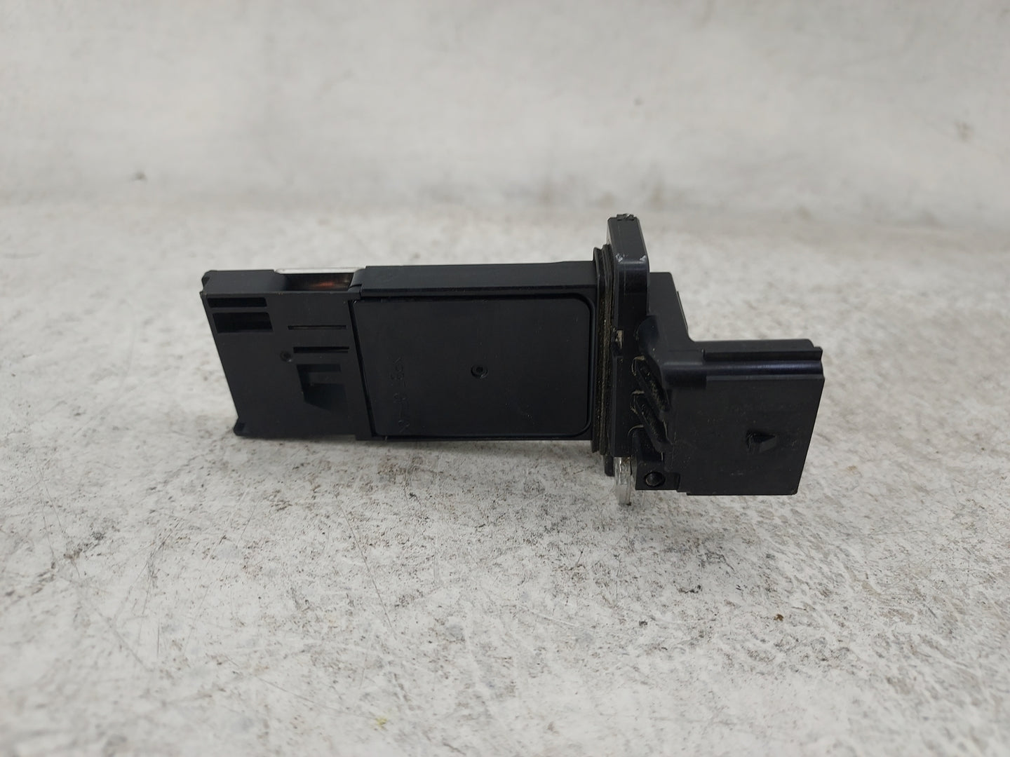 2013-2016 Chevrolet Malibu Mass Air Flow Meter Maf 1485777 - Oemusedautoparts1.com