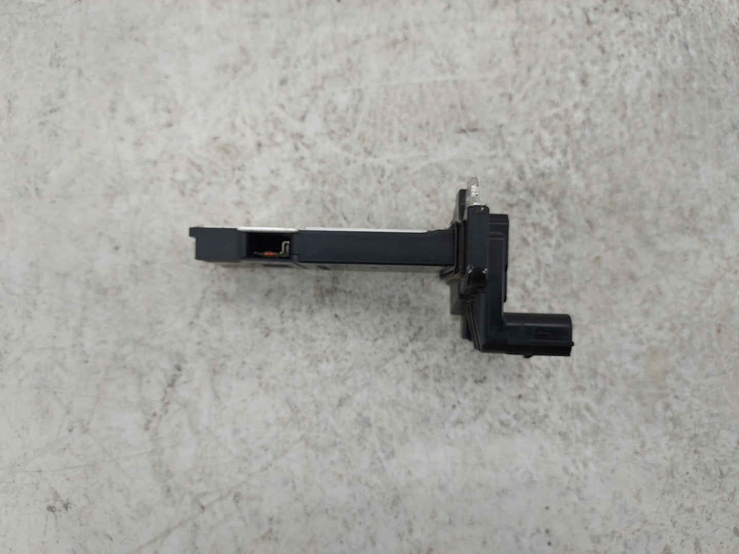 2013-2016 Chevrolet Malibu Mass Air Flow Meter Maf 1485777 - Oemusedautoparts1.com