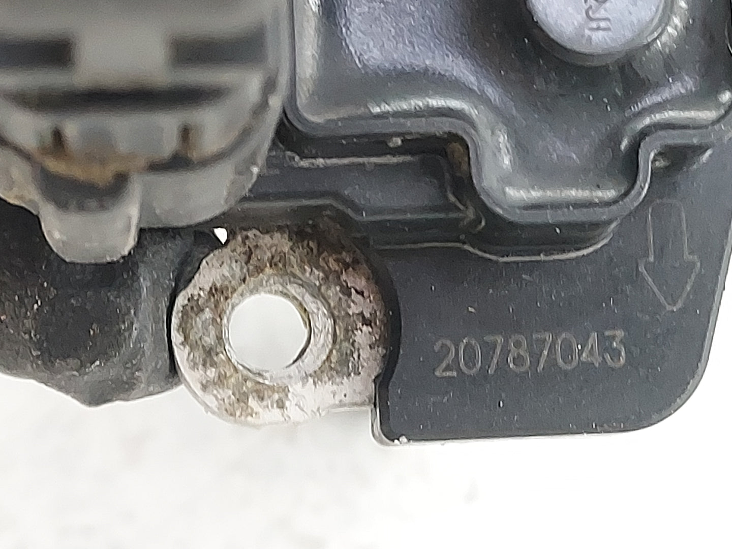 2013-2016 Chevrolet Malibu Mass Air Flow Meter Maf 1487760 - Oemusedautoparts1.com