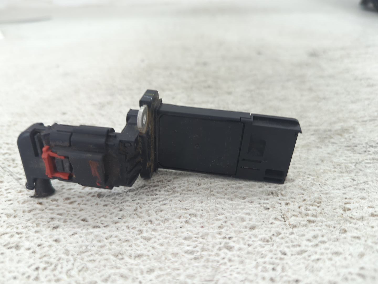 2013-2016 Chevrolet Malibu Mass Air Flow Meter Maf 1489807 - Oemusedautoparts1.com