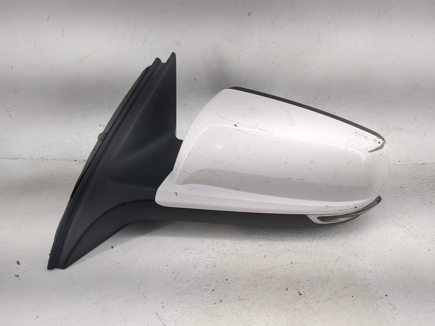 2014-2016 Chevrolet Malibu Driver Side View Mirror - Left Door Mirror OEM Used - Oemusedautoparts1.com