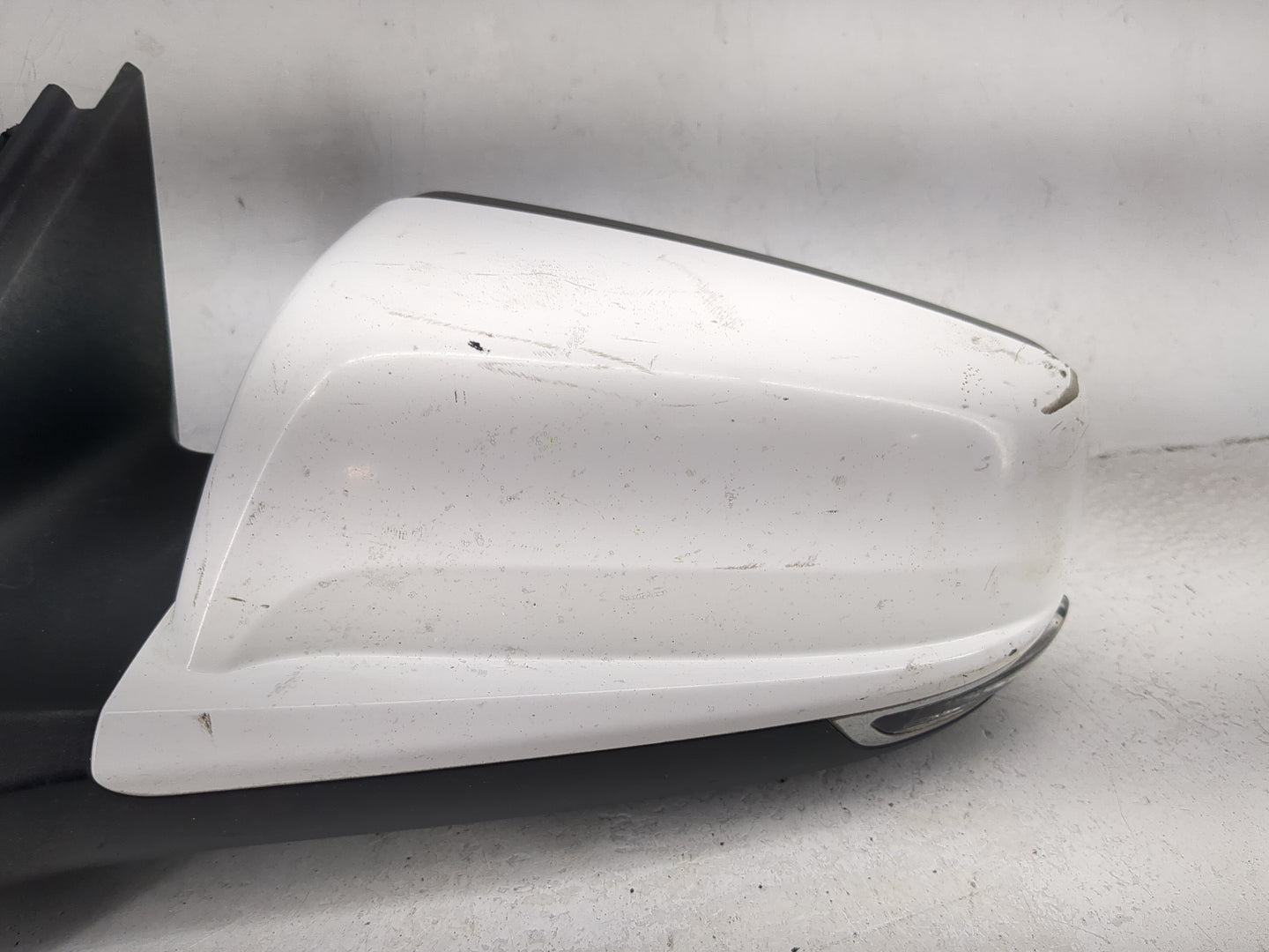 2014-2016 Chevrolet Malibu Driver Side View Mirror - Left Door Mirror OEM Used - Oemusedautoparts1.com