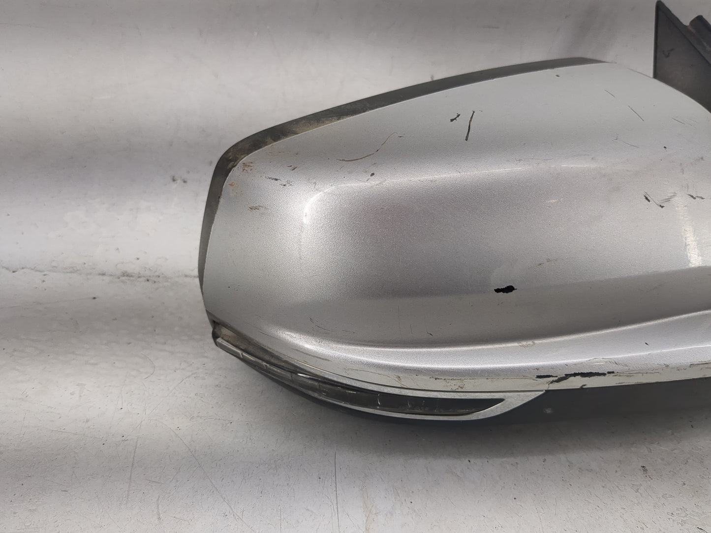 2014-2016 Chevrolet Malibu Passenger Side View Mirror - Right Door Mirror OEM Used - Oemusedautoparts1.com