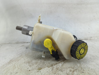 compare product 2013-2016 Chevrolet Malibu Brake Master Cylinder 1492432