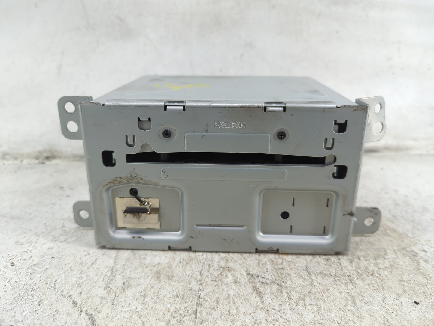 2014-2016 Chevrolet Malibu Radio AM FM Cd Player Receiver Replacement P/N:23495272 GA-130-COLR-NT Fits Fits 2014 2015 2016 O