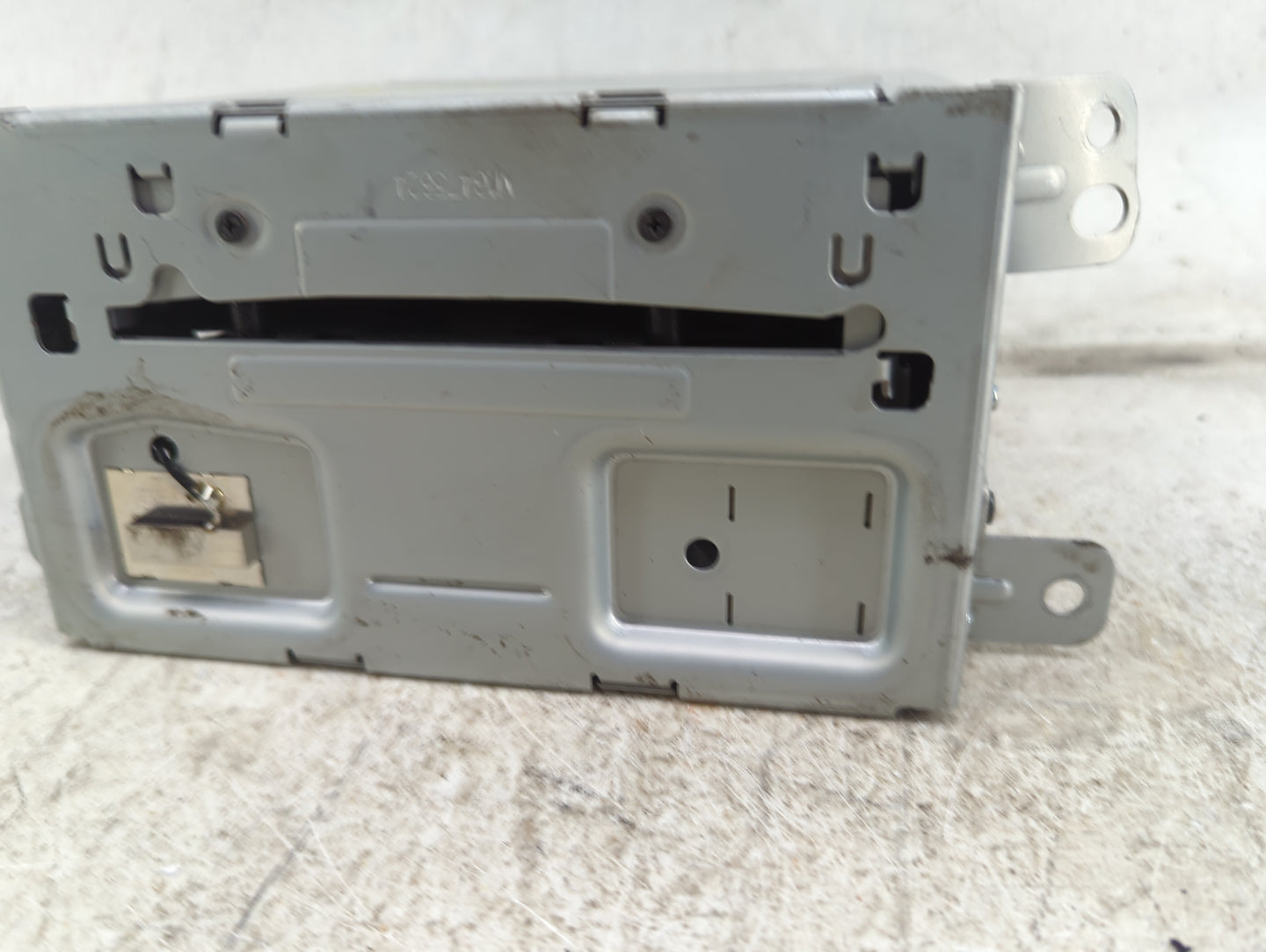2014-2016 Chevrolet Malibu Radio AM FM Cd Player Receiver Replacement P/N:23495272 GA-130-COLR-NT Fits Fits 2014 2015 2016 O