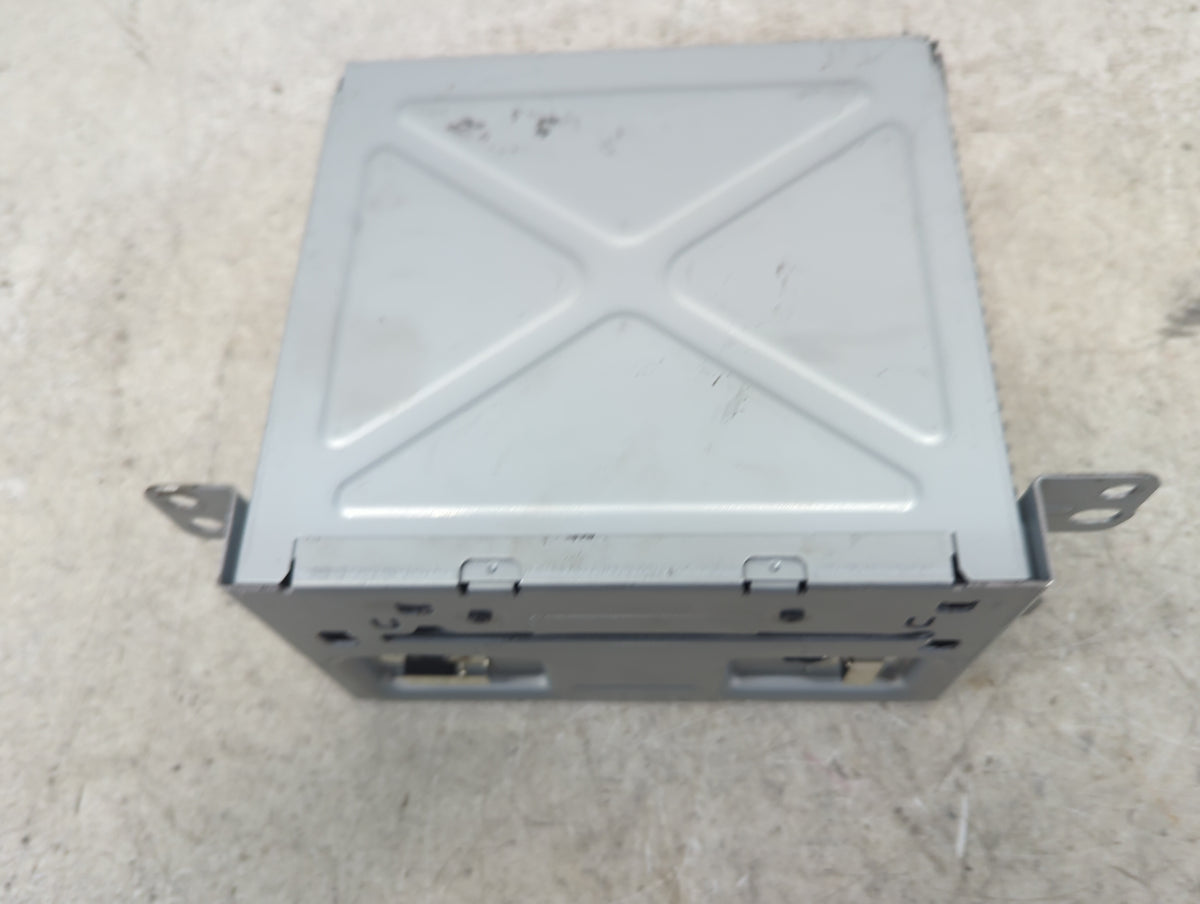 2014-2016 Chevrolet Malibu Radio Control Panel 1496178 - Oemusedautoparts1.com