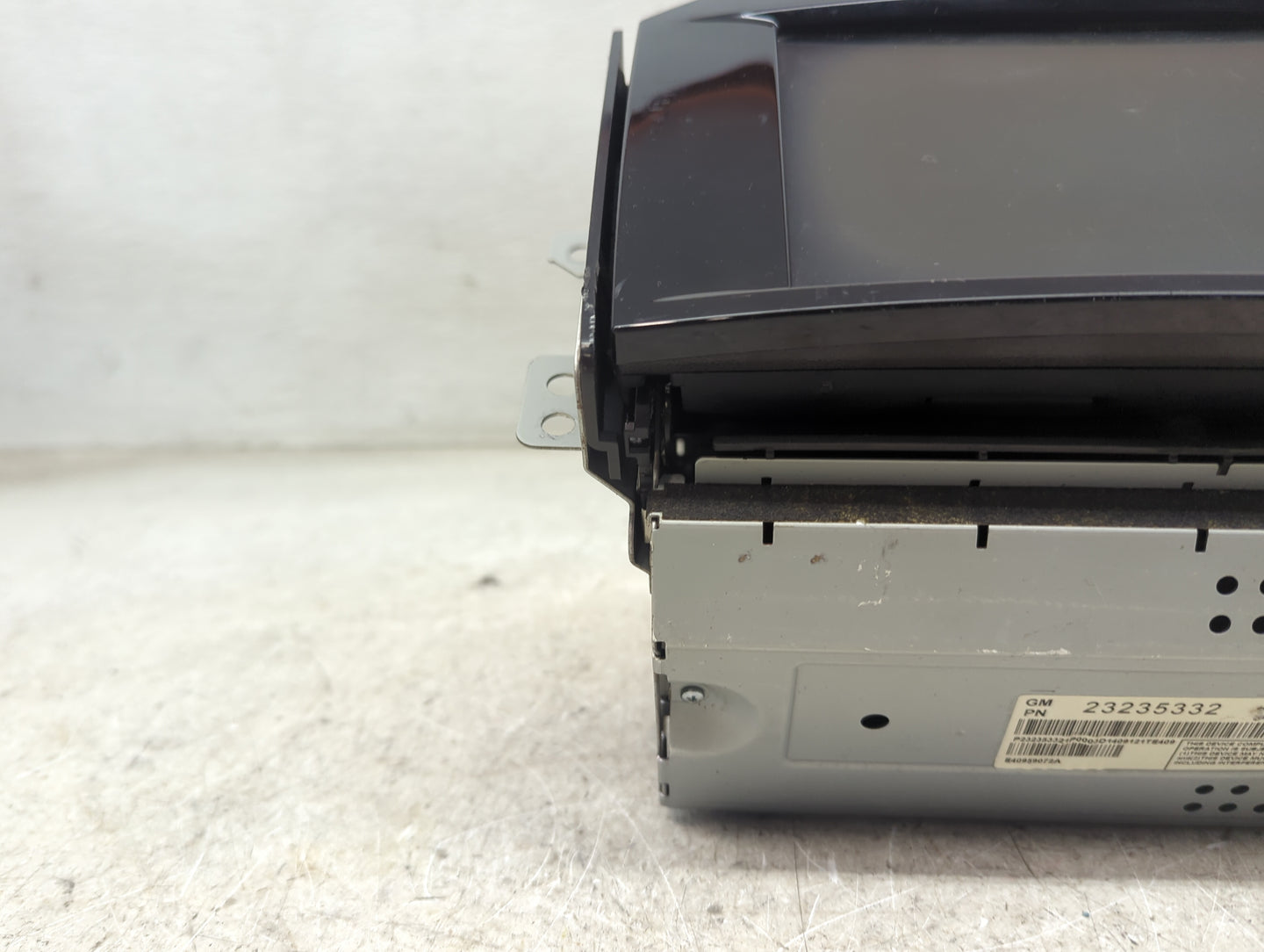2013-2016 Chevrolet Malibu Information Display Screen 1496229 - Oemusedautoparts1.com
