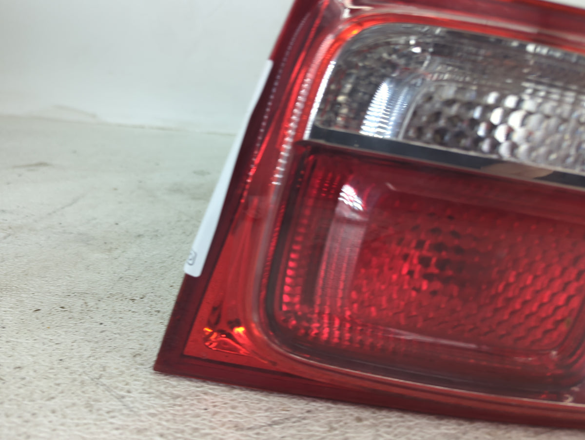 2013 Chevrolet Malibu Passenger Right Side Deck Lid Mounted Tail Light 1502112 - Oemusedautoparts1.com