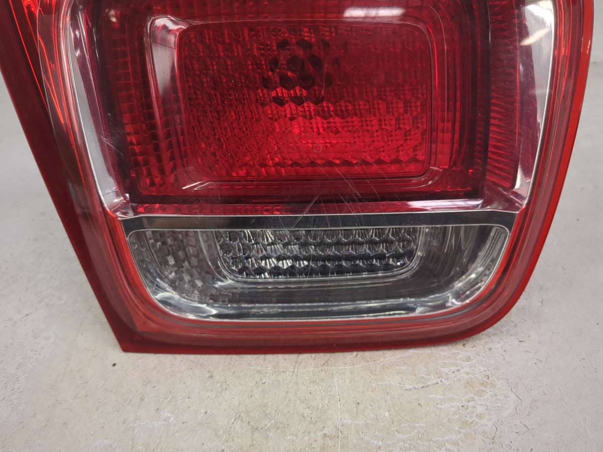 2013-2016 Chevrolet Malibu Driver Left Side Deck Lid Mounted Tail Light 1512539 - Oemusedautoparts1.com
