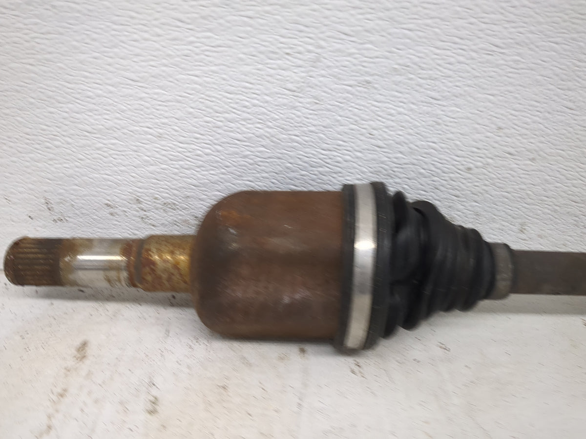 2013-2015 Chevrolet Malibu Axle Shaft Front Passenger Cv C/v 1520972 - Oemusedautoparts1.com
