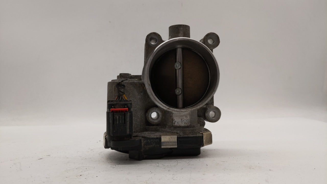 2013-2015 Chevrolet Malibu Throttle Body P/N:12627217DA Fits Fits 2013 2014 2015 2017 2018 OEM Used Auto Parts - Oemusedauto