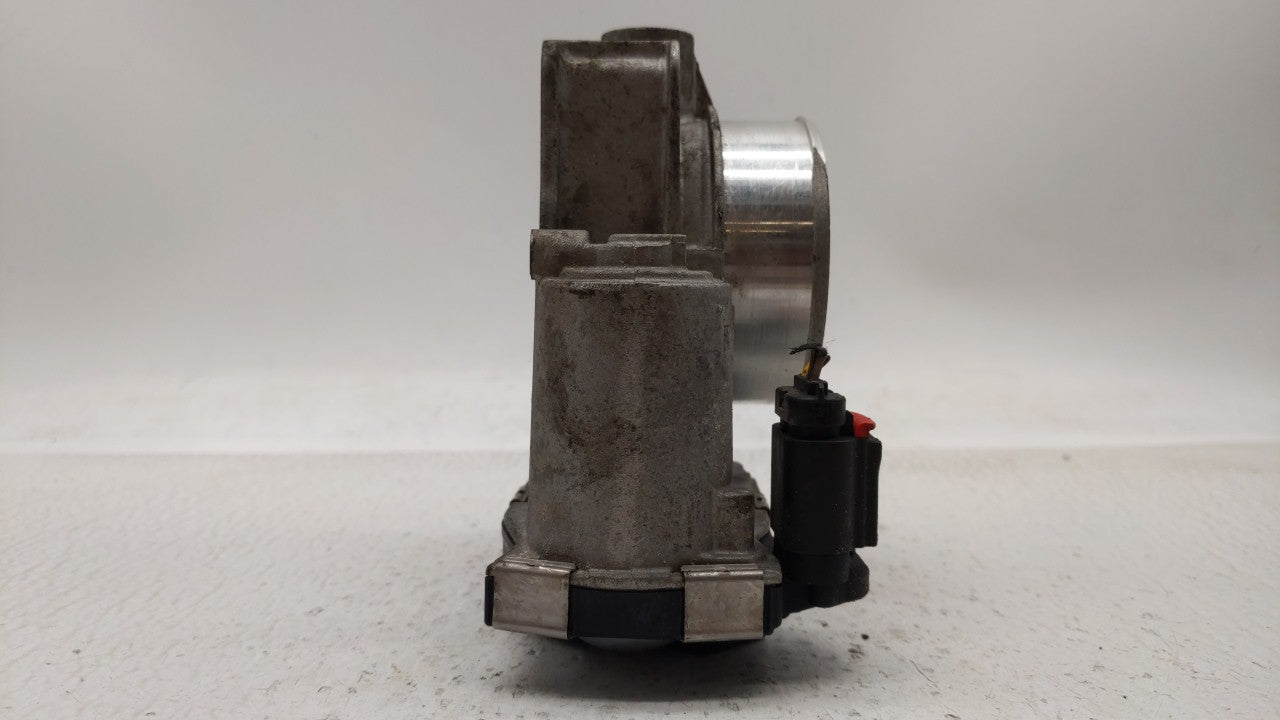 2013-2015 Chevrolet Malibu Throttle Body P/N:12627217DA 12669073DA Fits Fits 2013 2014 2015 2017 2018 OEM Used Auto Parts - 