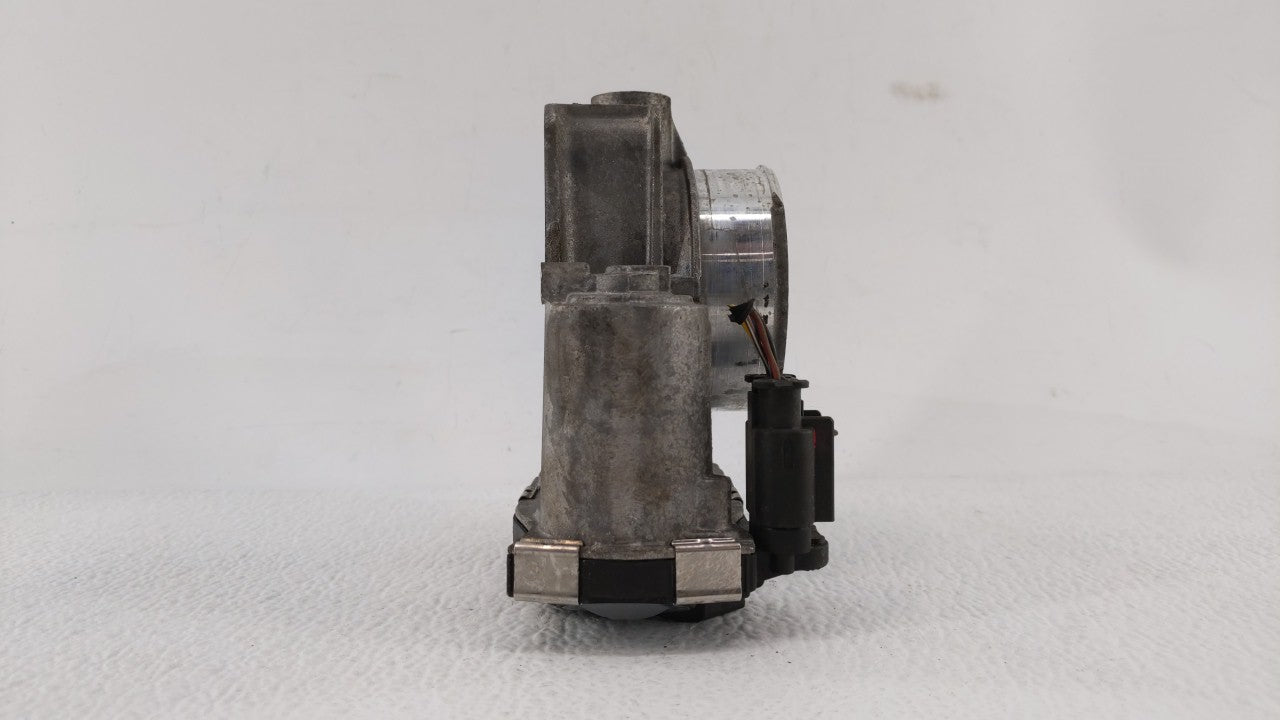 2013-2015 Chevrolet Malibu Throttle Body P/N:12627217DA 12669073DA Fits Fits 2013 2014 2015 2017 2018 OEM Used Auto Parts - 