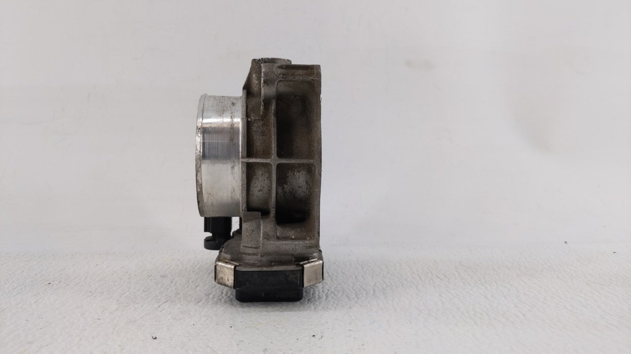 2013-2015 Chevrolet Malibu Throttle Body P/N:12627217DA 12669073DA Fits Fits 2013 2014 2015 2017 2018 OEM Used Auto Parts - 