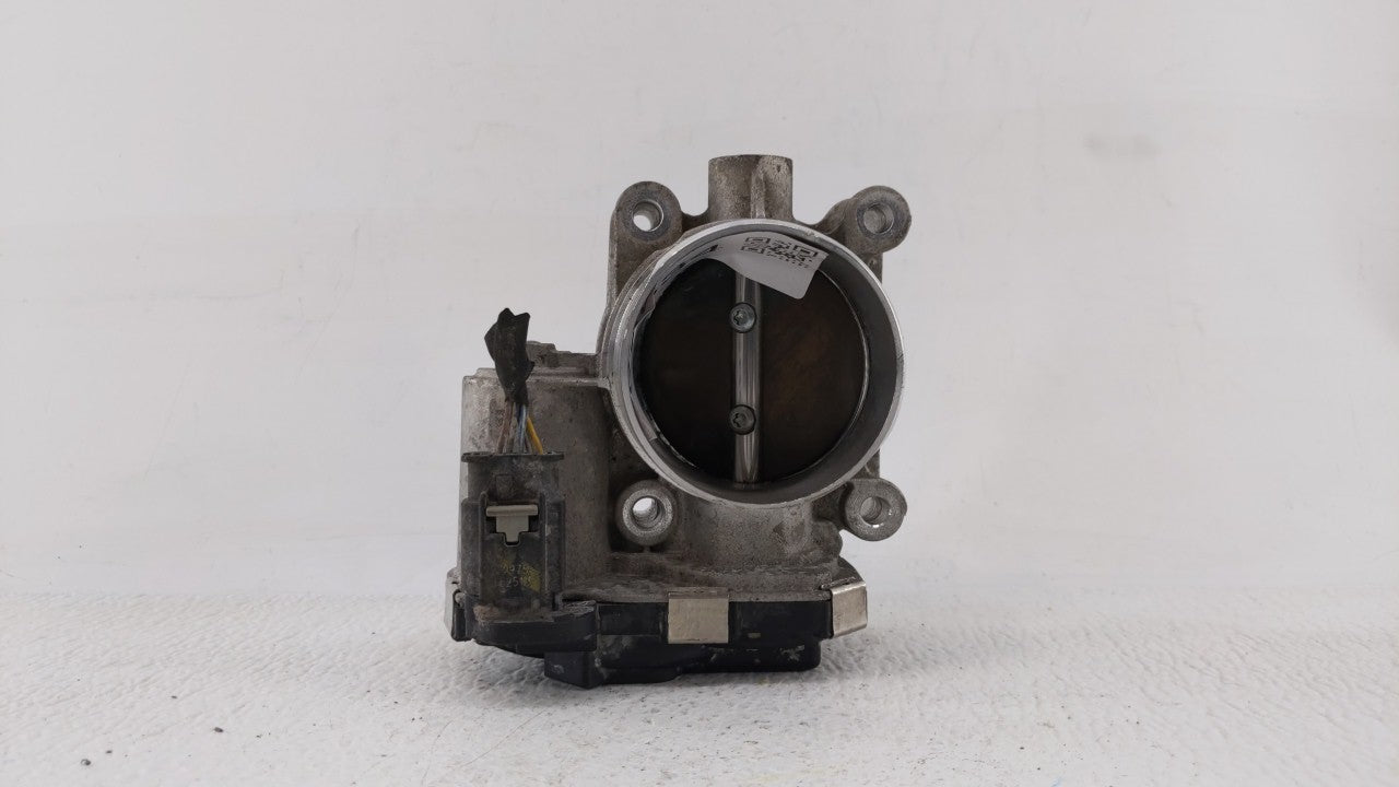2013-2015 Chevrolet Malibu Throttle Body P/N:12627217DA 12669073DA Fits Fits 2013 2014 2015 2017 2018 OEM Used Auto Parts - 