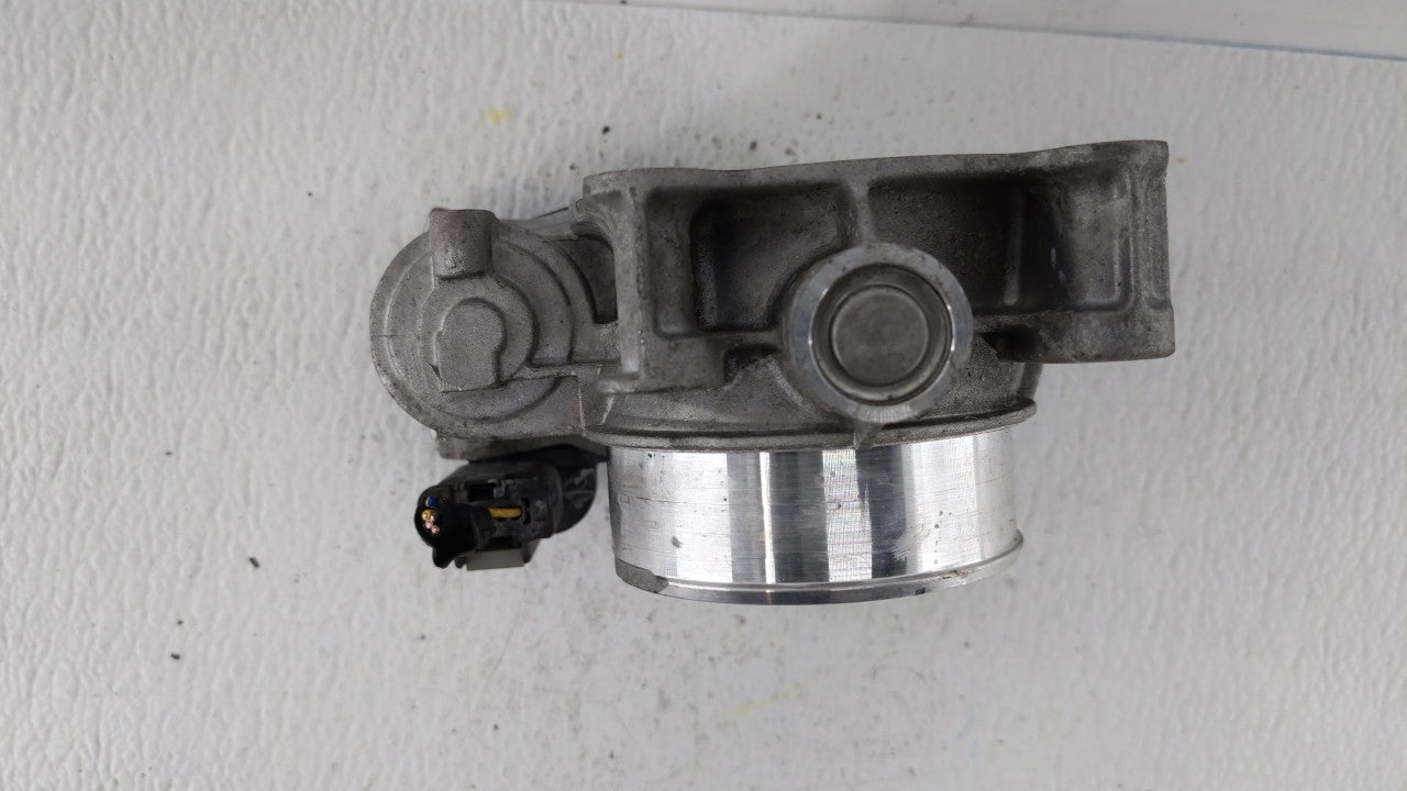 2013-2015 Chevrolet Malibu Throttle Body P/N:12627217DA 12669073DA Fits Fits 2013 2014 2015 2017 2018 OEM Used Auto Parts - 